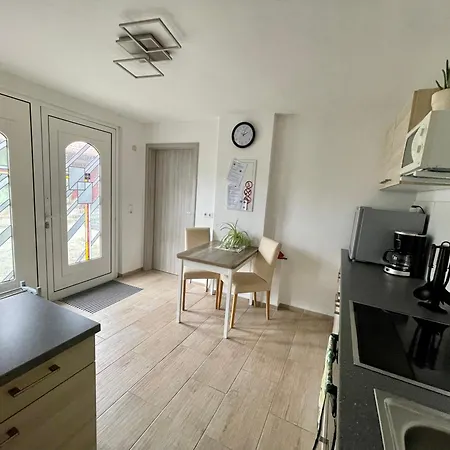 Ferienwohnung Zimmer ,,am Anger L