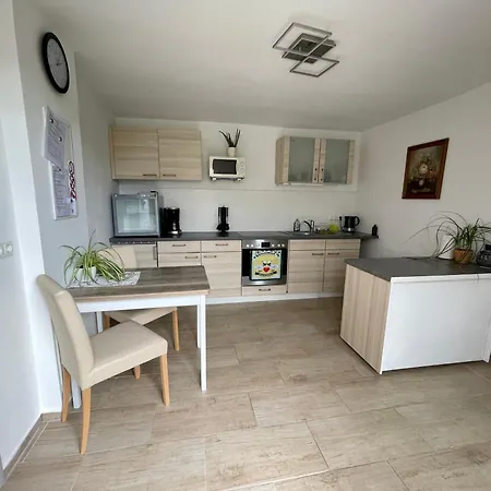 Ferienwohnung Zimmer ,,am Anger L